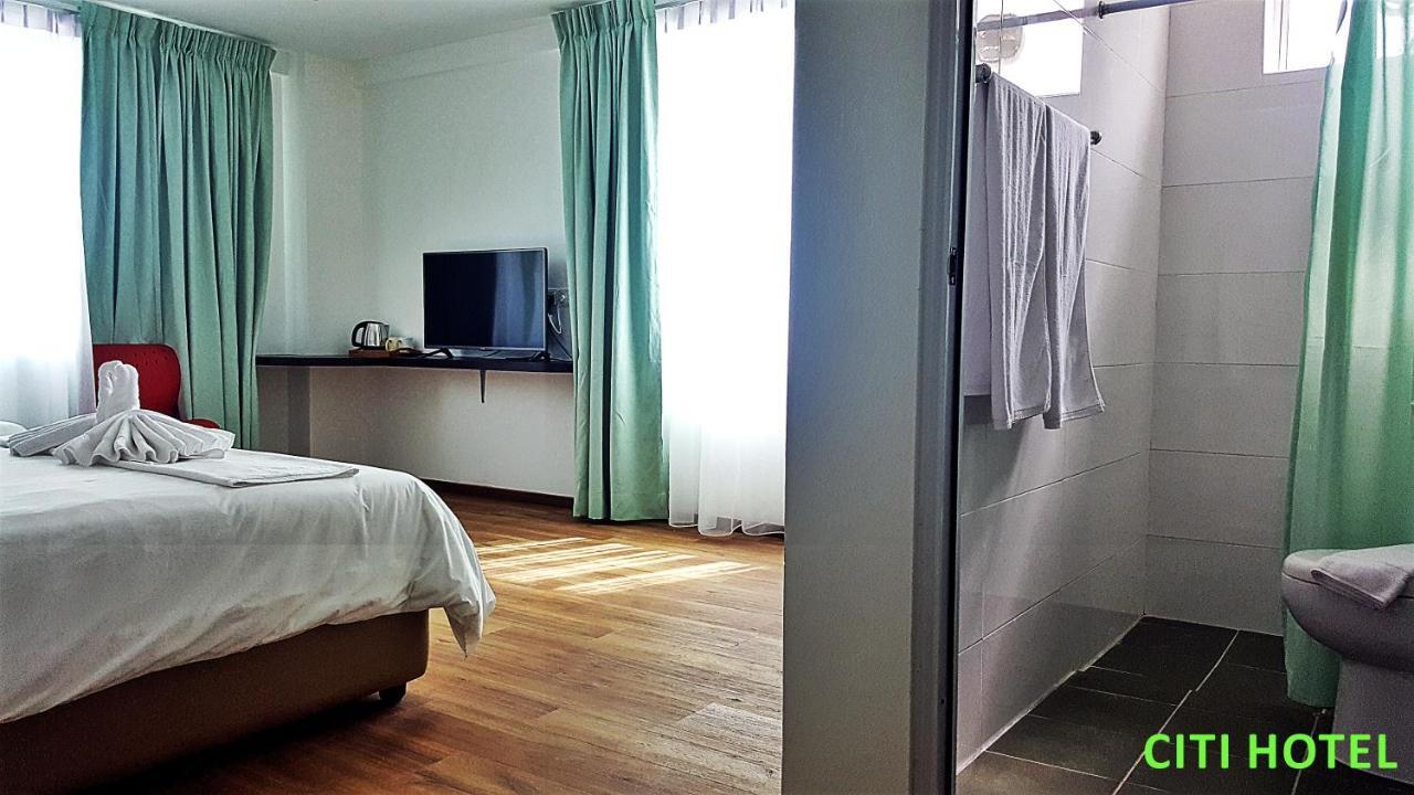 Citi Hotel Miri Buitenkant foto