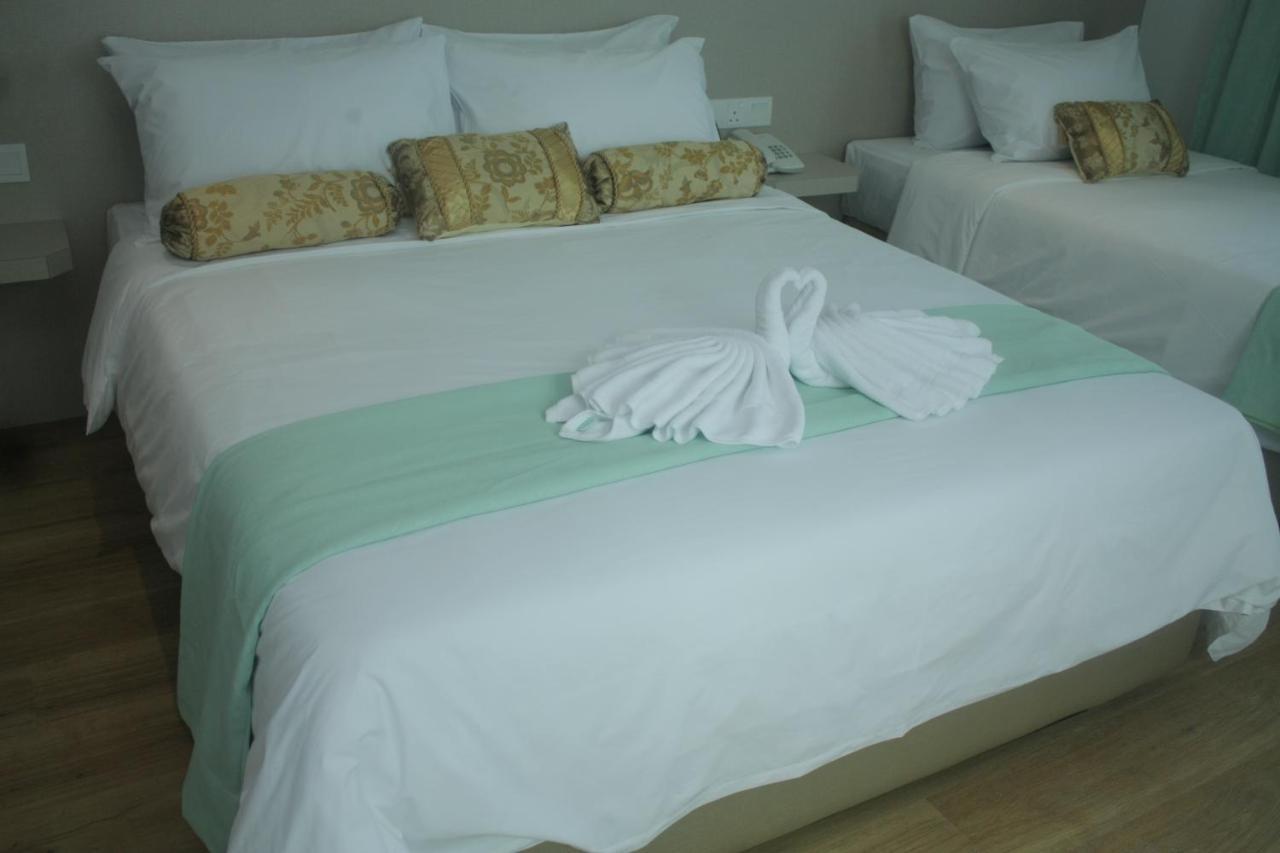 Citi Hotel Miri Buitenkant foto